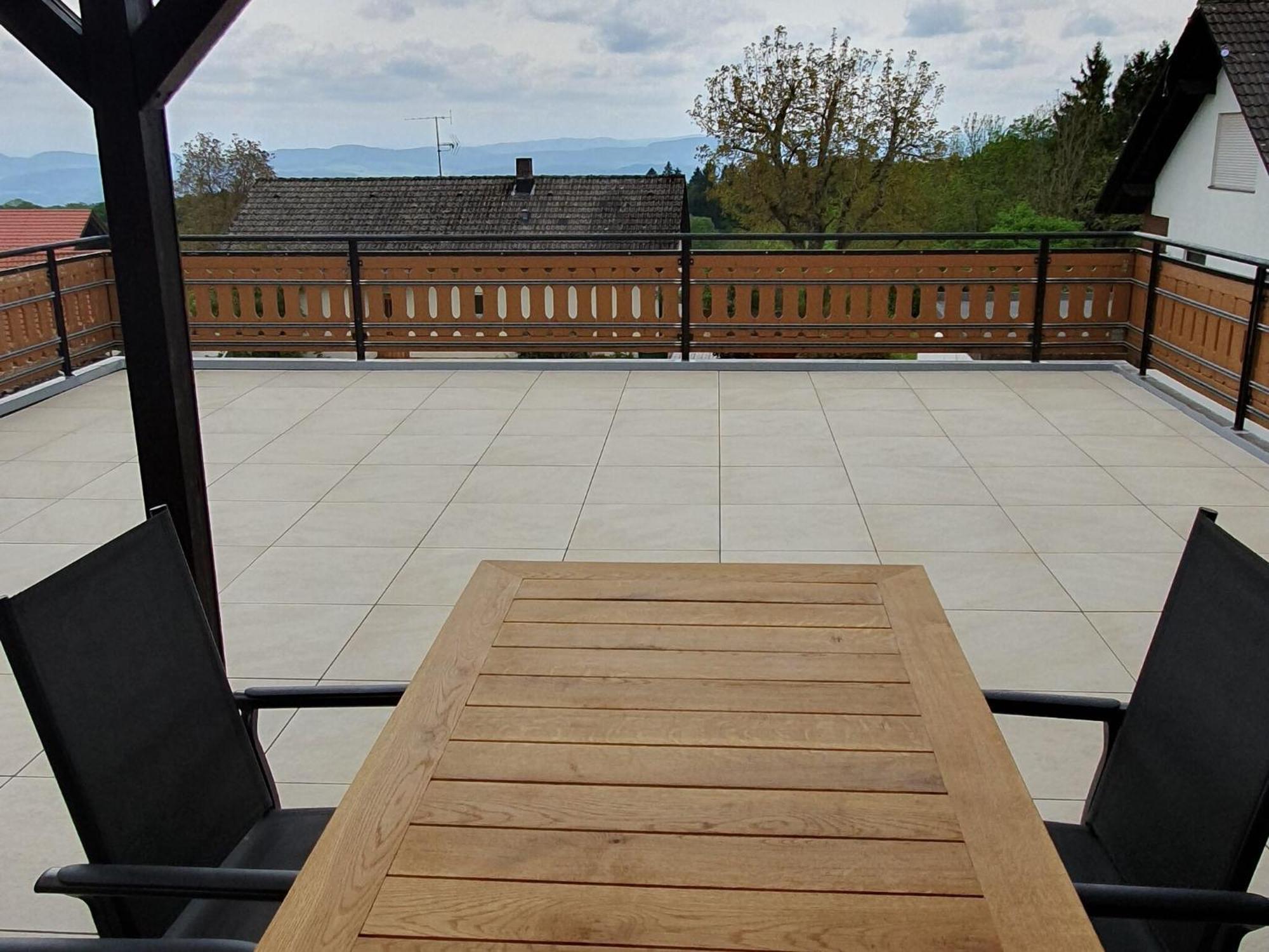 Comfortable Flat In Goerwihl With Balcony Gorwihl Εξωτερικό φωτογραφία
